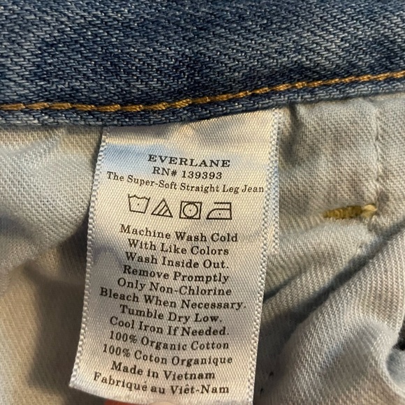 ⭐️ 3/$20 Everlane Super Soft Straight Leg Jean Size 31 Light Wash Organic Cotton - Picture 4 of 12